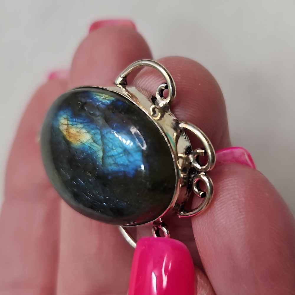 Flashy Labradorite Natural Gemstone Necklace Pendant Oval Sterling Silver Plated